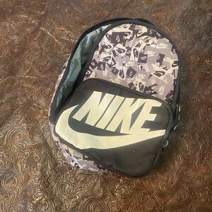 Nike lunch bag
